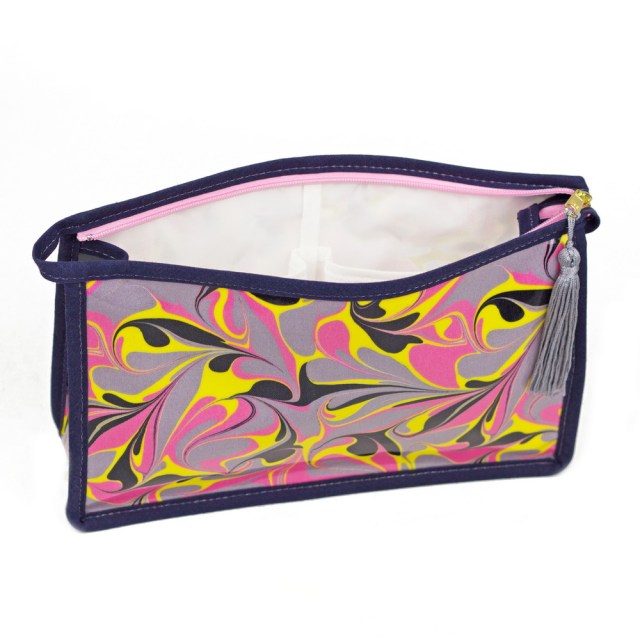 amalfi-coated-wash-bag-large-open-co